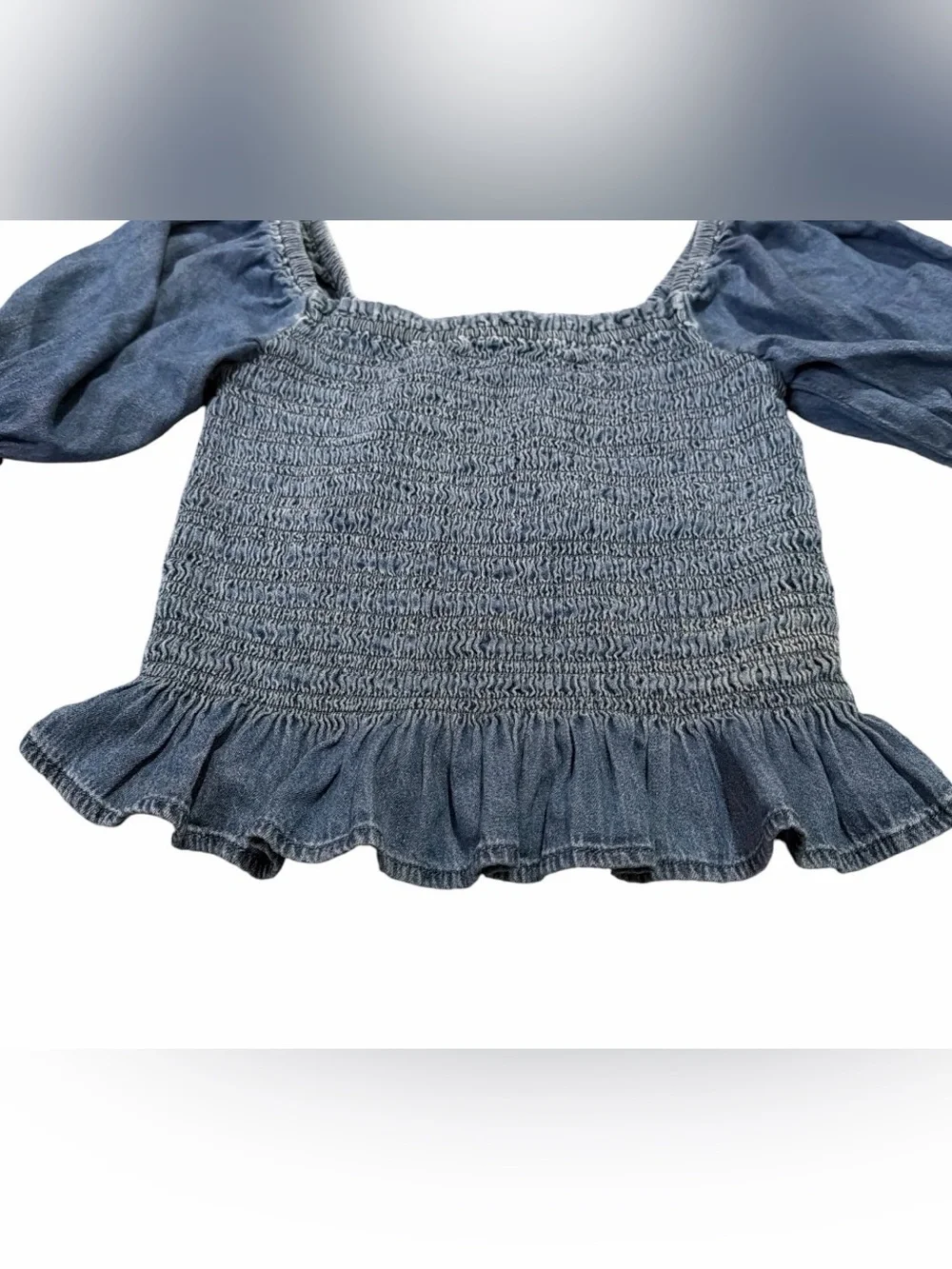 GAP Smocked Puff Sleeve Chambray Crop Top Medium Cottagecore - Picture 3 of 6